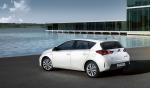 Toyota Auris Hybrid 2012 года
